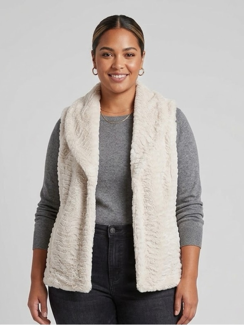 Cozy Luxe: New Look Plus 2X Faux Fur Vest Fall Winter Gorpcore Light
